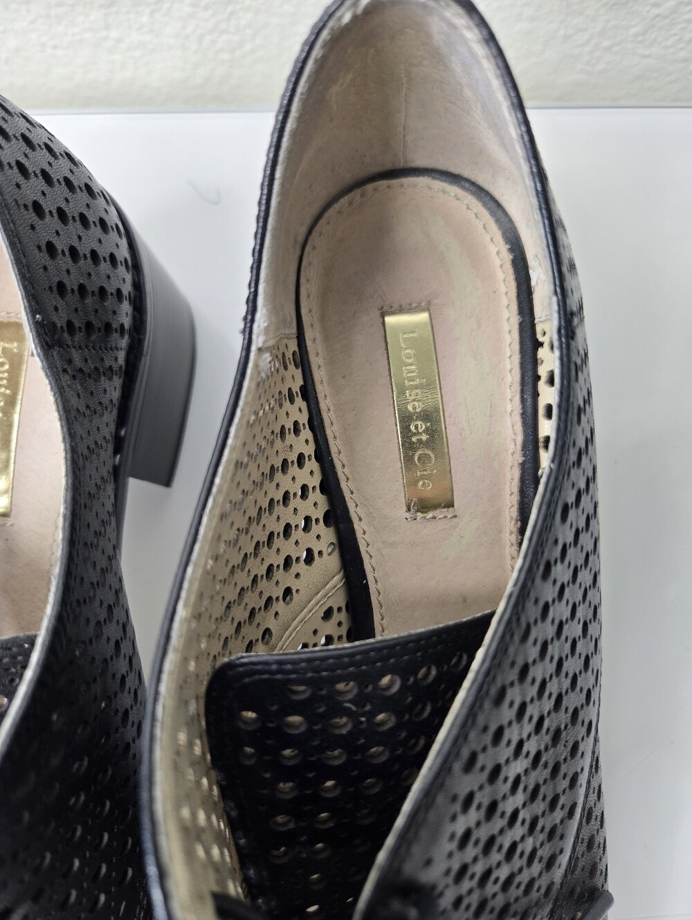 Louis Et Cie Black Perforated Leather Lace-Up Brogues Size 8.5/ 38.5 - Picture 5 of 7